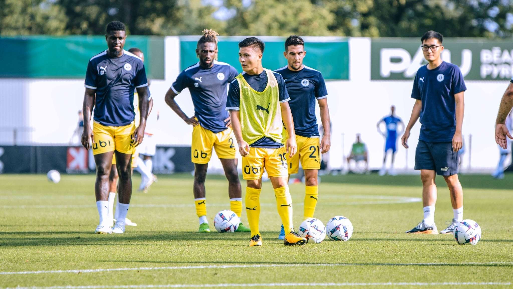 在近日进行 在近日进行